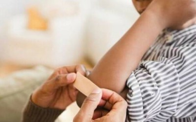 Seu filho se cortou? Veja como fazer curativo!