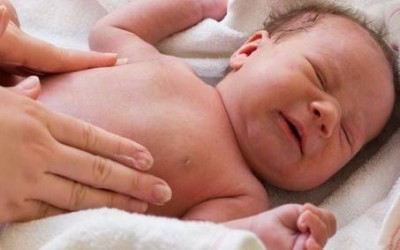 Tudo que você precisa saber sobre cólica em bebês!